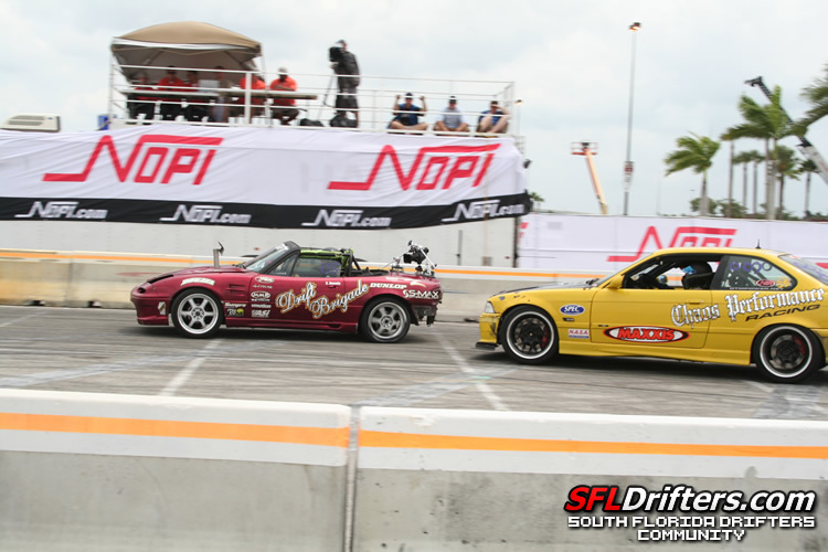 Chelsea Denofa + Dado Carualaho