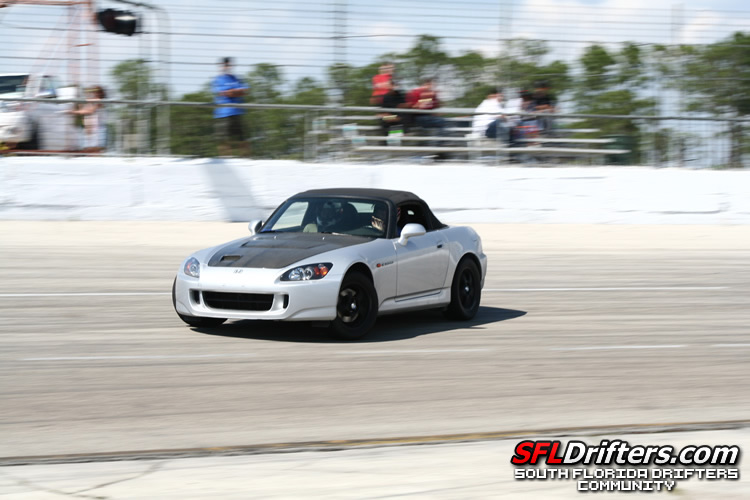 POLE POSITION