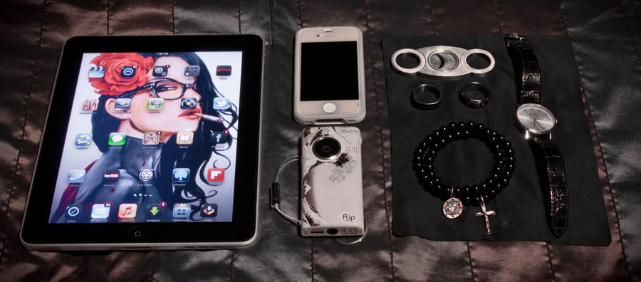 my_essentials_by_animportdriftr-d4tifoa.jpg