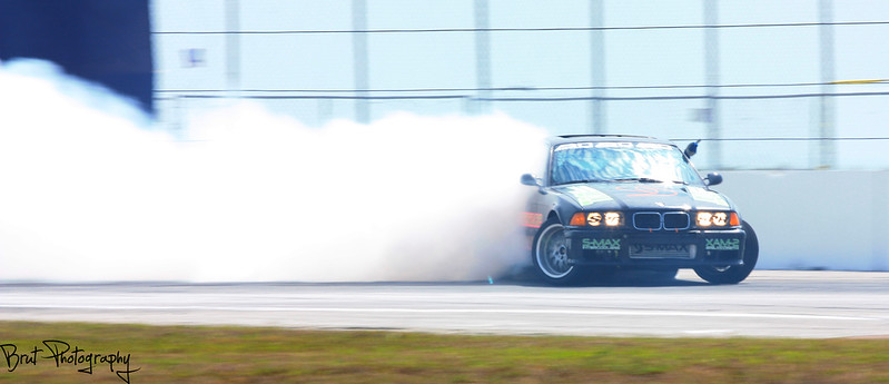 518086442_SGx3G-L.jpg