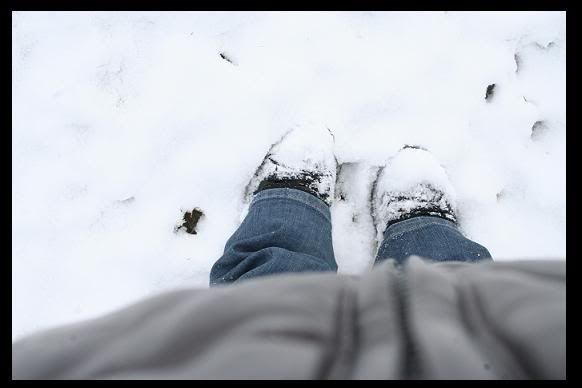 snowfeet.jpg