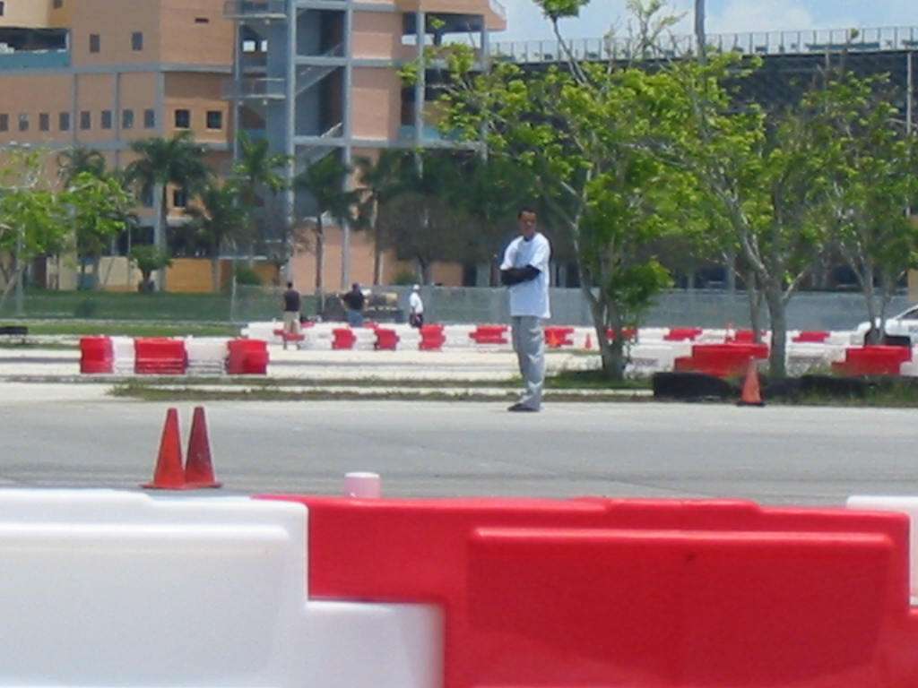 img0204xh6.jpg